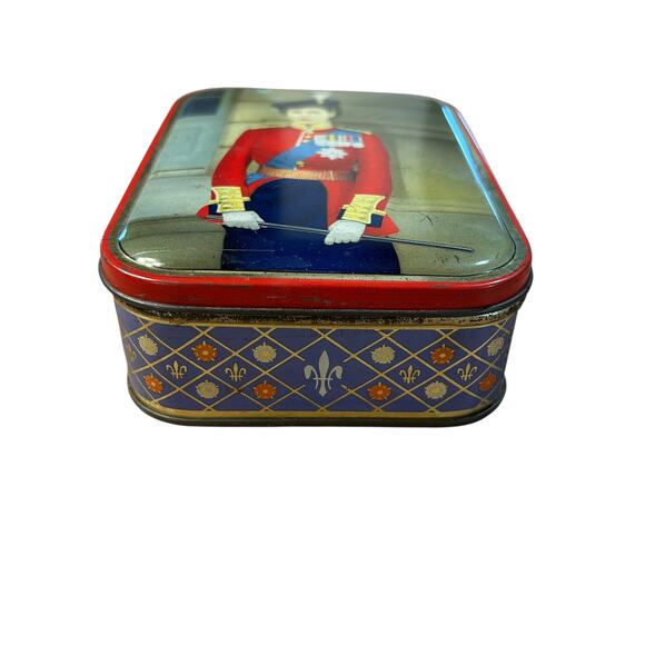 Queen Elizabeth II Coronation Tin 1953 Sharps Super-Kreem Toffee Box - Picture 7 of 9